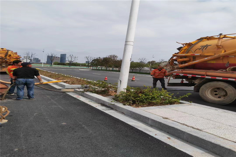 天桥雨水管道清淤-污水管道清洗