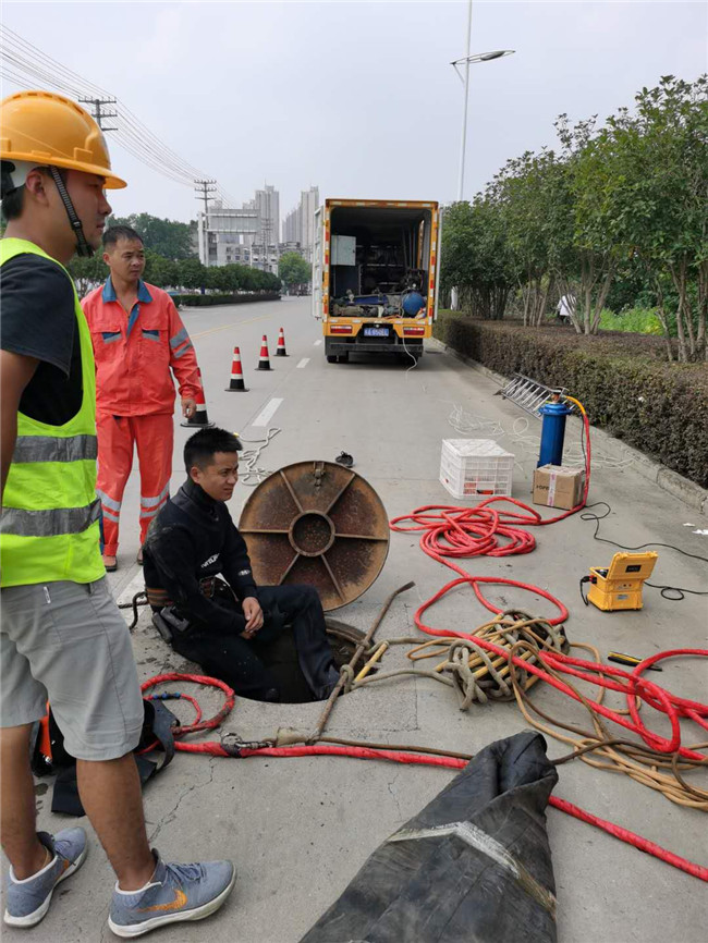 天桥翻衬法管道修复技术主要工序